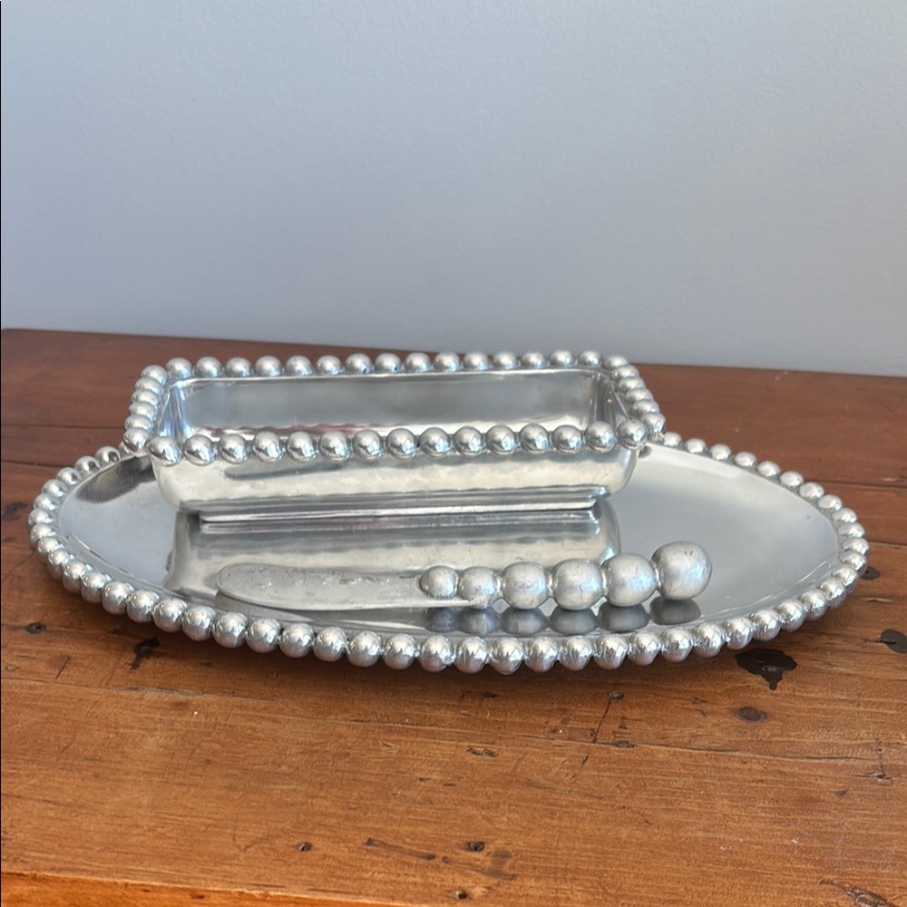 Mariposa Beaded Oval Platter, Cracker Caddy and Knife Set.